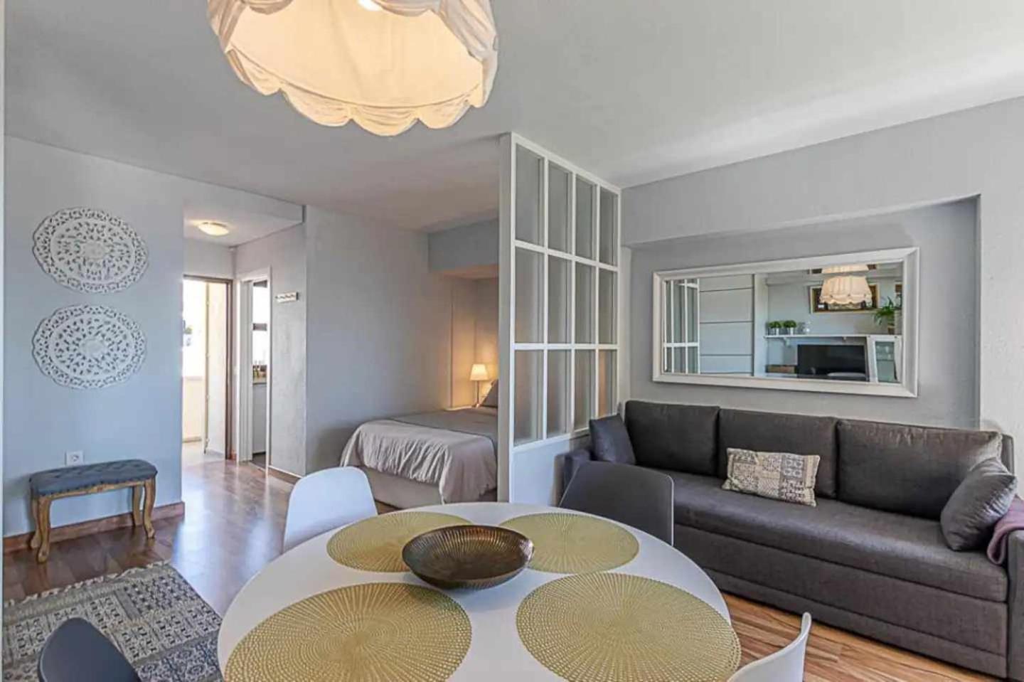 Encantador Apartamento En Primera Linea De Playa Benalmádena Dış mekan fotoğraf