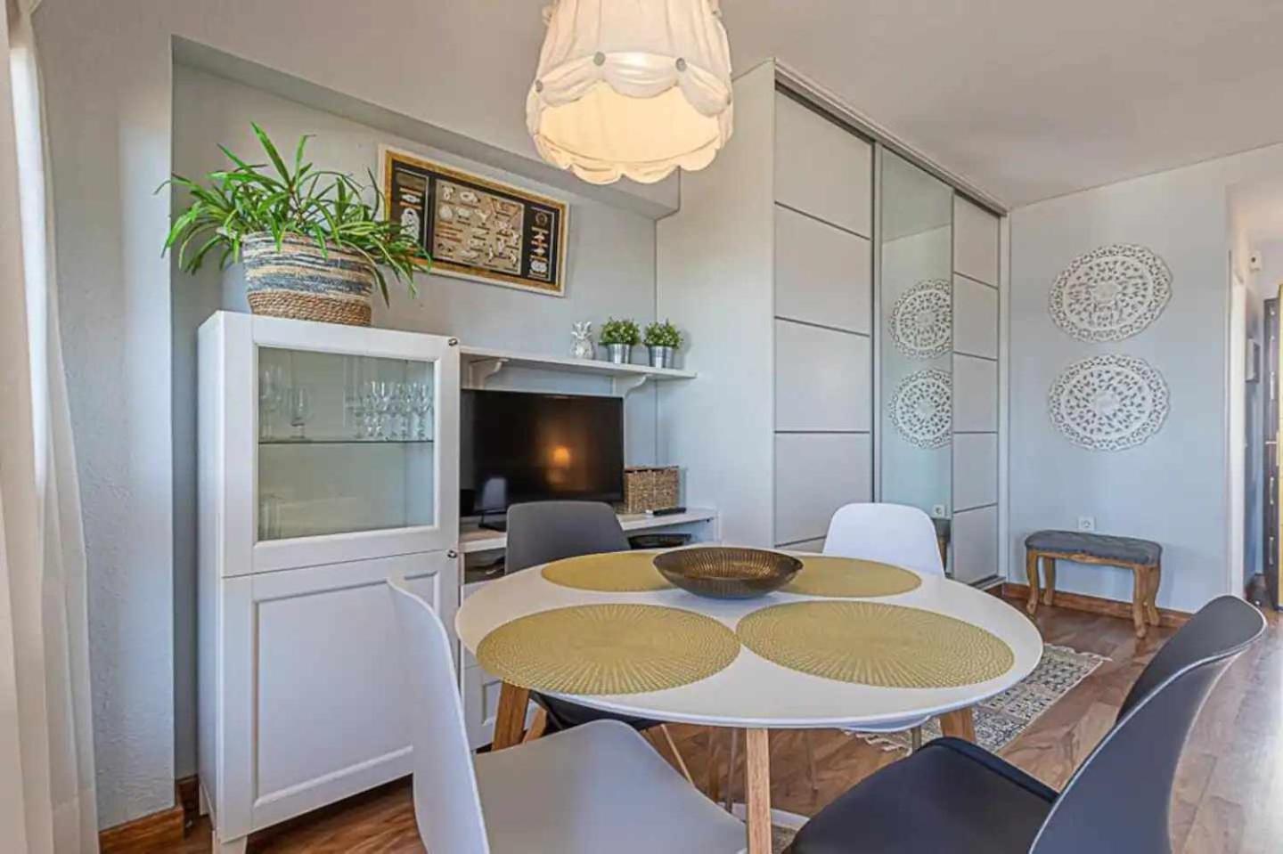 Encantador Apartamento En Primera Linea De Playa Benalmádena Dış mekan fotoğraf