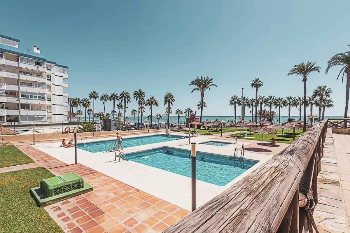 Encantador Apartamento En Primera Linea De Playa Benalmádena Dış mekan fotoğraf